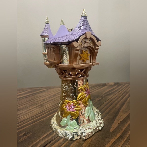 Bath & Body Works Tangled Rapunzel Candle Holder - Picture 4 of 4